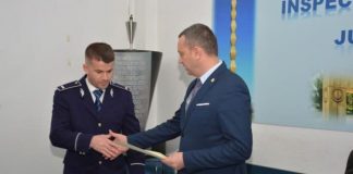 Bărbatul care i-a oferit mită unui polițist, trimis în judecată! Agentul, recompensat de IGPR