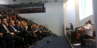 Educaţia…şi Lecţia de viaţă – Sărbătorirea ,,Părintelui sculpturii moderne” la Universitatea «Constantin Brâncuşi» din Târgu-Jiu