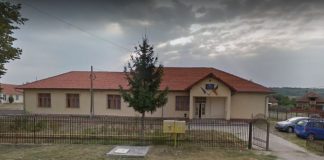 Elev agresat de părintele altui școlar, în incinta Școlii Gimnaziale Albeni! Profesor, luat la rost de directoare pentru că a anunțat poliția