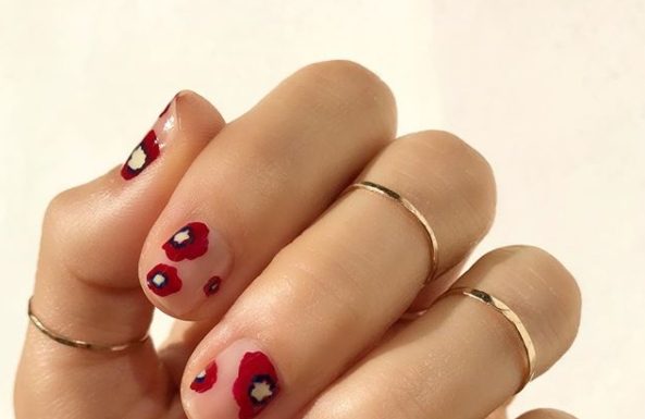 Modele de manichiură, în trend în această primăvară