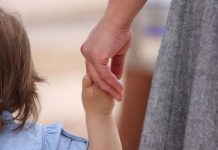 DGASPC Gorj recrutează noi asistenţi maternali