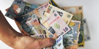 O bătrână din Gorj s-a împăcat cu hoții care i-au furat toți banii din casă