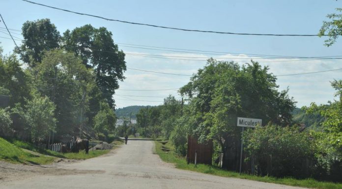 Drumul Ploștina-Miculești „înghite” alți bani. Noi lucrări!