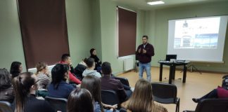 Practică la CNIPT pentru elevii de la Madgearu