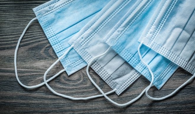 Măști gratuite pentru elevi și profesori