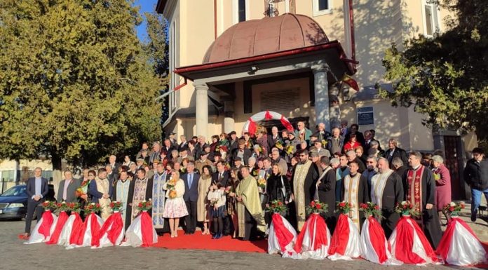 Romanescu, naș pentru zeci de cupluri la „Nunta de aur”!