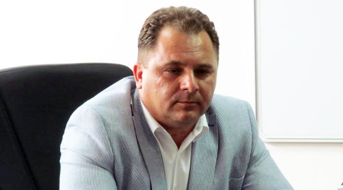 Morega, critic la adresa unei noi mutări în Directorat: ,,Șmenarul” Pită-roiu, sătul de oase, vrea să intre în carmangeria CEO”!