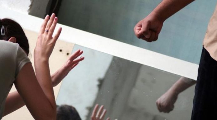 Ordin de protecție, pentru 5 zile, după ce și-a bătut concubina