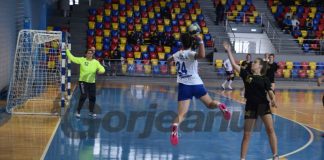 Victorie zdrobitoare pentru handbaliste