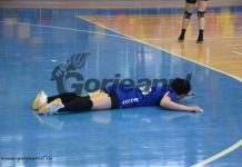 Handbalistele, puse la pământ de Ploieşti