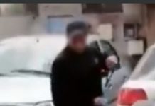 VIDEO REVOLTĂTOR: Bărbat plimbat în lesă, la Bumbești-Jiu