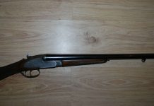 Armă descoperită într-o mașină, în timpul unui control în trafic