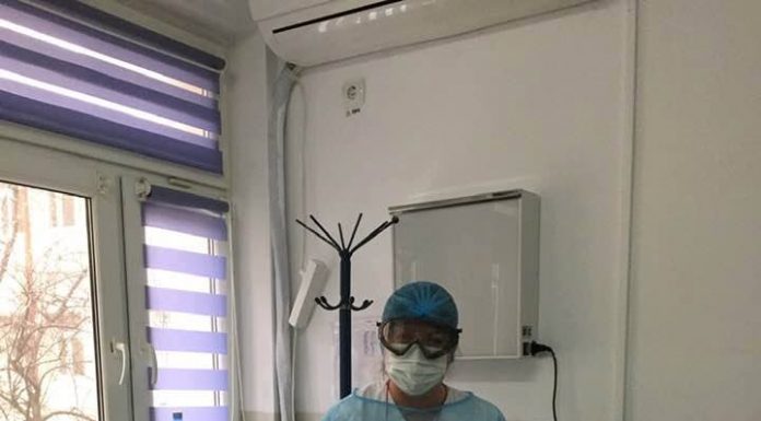 Medicii din cadrul secțiilor Spitalului Județean Gorj lucrează numai cu mască, ochelari și mănuși