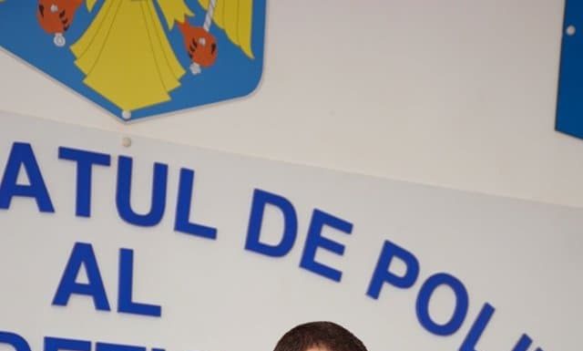 Peste 90 de polițiști din Gorj, avansați în grad de ziua lor