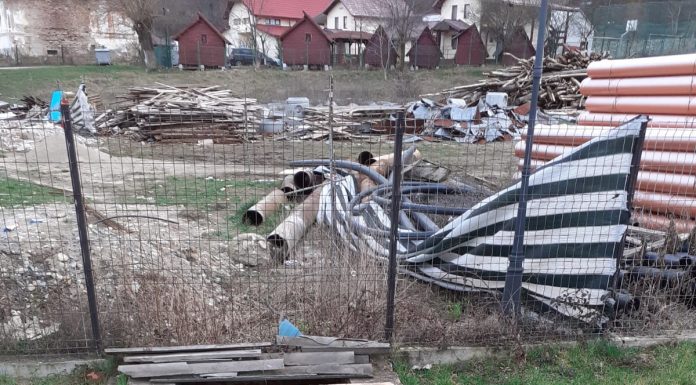 Fosa taberei de la Săcelu, unde sunt 17 carantinați, s-a deversat în Blahnița!