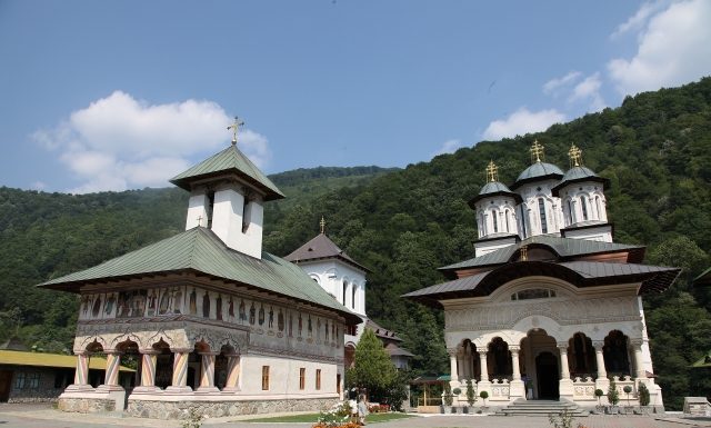 Mănăstirea Lainici, în carantină! Sunt 7 cazuri de infectare cu COVID-19!