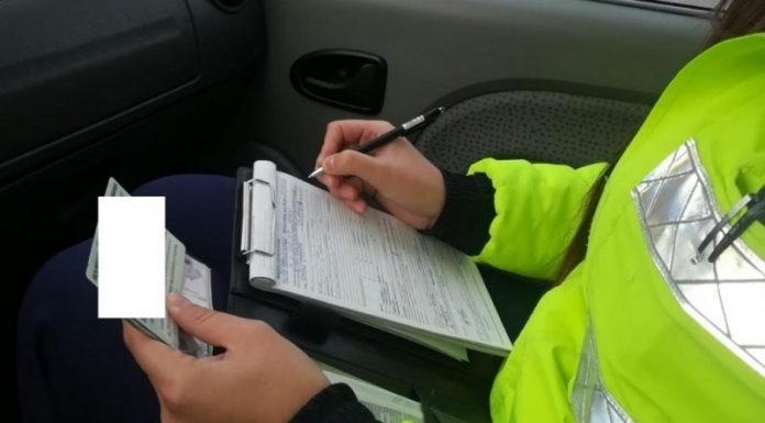 Bărbat prins la volan, deși avea permisul suspendat