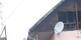 O sexagenară din Bâlteni, lăsată fără un metru și jumătate din proprietate! Are titlu, cadastru, dar autoritățile nu intervin