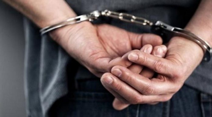 Reținut pentru furt din magazia vecinului