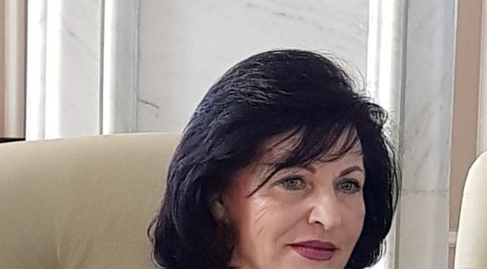 Deputatul Elvira Șarapatin donează un monitor de supraveghere pentru funcții vitale către Secția ATI!