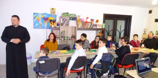 Familii sărace, sprijinite de Biserica ,,Sf.Apostoli Petru şi Pavel’’din Târgu-Jiu