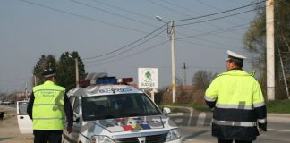 Zeci de permise, reţinute în urma unei acţiuni a Poliţiei