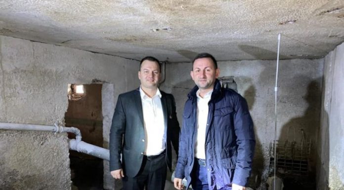 Lucrări de igienizare pentru subsolurile blocurilor din Rovinari