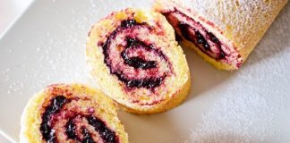 Rețeta săptămânii – Ruladă cu gem de afine