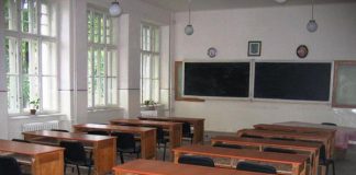 Școlile rămân închise până după Paște