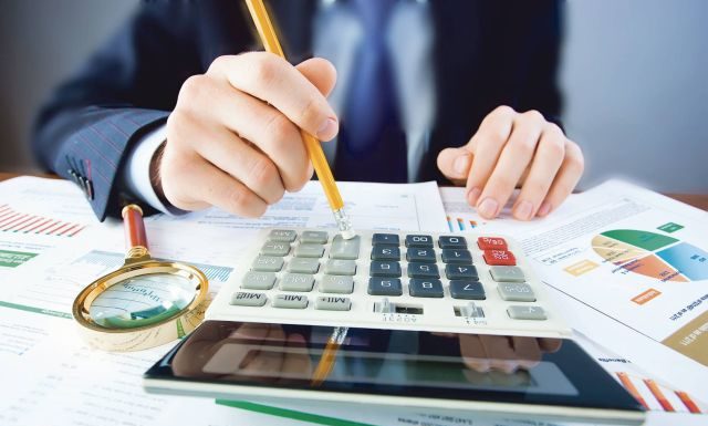 Obligați să muncească, deși sunt în șomaj tehnic