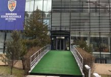 FRF a tăiat salariile angajaţilor