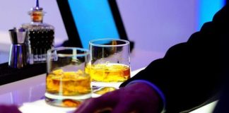 Reținut după ce și-a agresat părinții