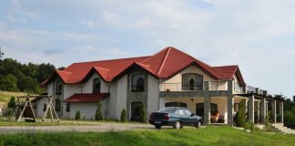 Complexul Turistic Natura, unicul centru de carantină din Mușetești! Restul proprietarilor de pensiuni fug de coronavirus, după ce unul dintre cazați a fost testat pozitiv