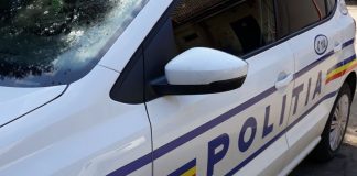 Bărbați cercetați, după ce au vizitat o familie izolată la domiciliu