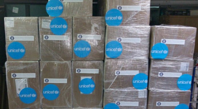 Măști și mănuși de la UNICEF vor ajunge la DGASPC Gorj
