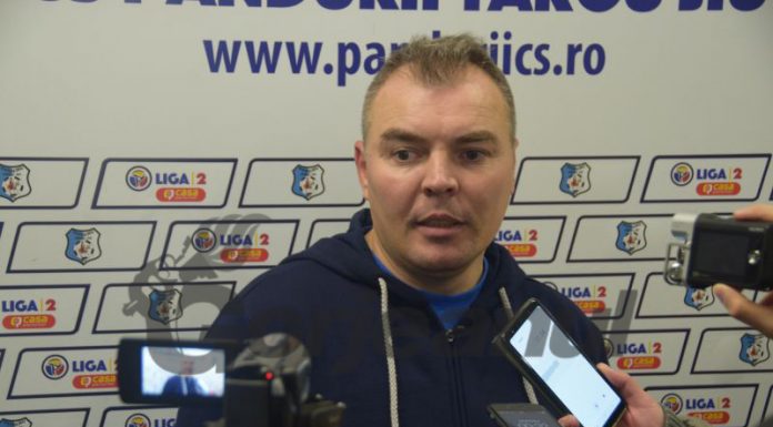 Antrenorul Pandurilor rămâne consecvent: ,,Decât să distrugi doi ani competiţionali, mai bine renunţi la unul”