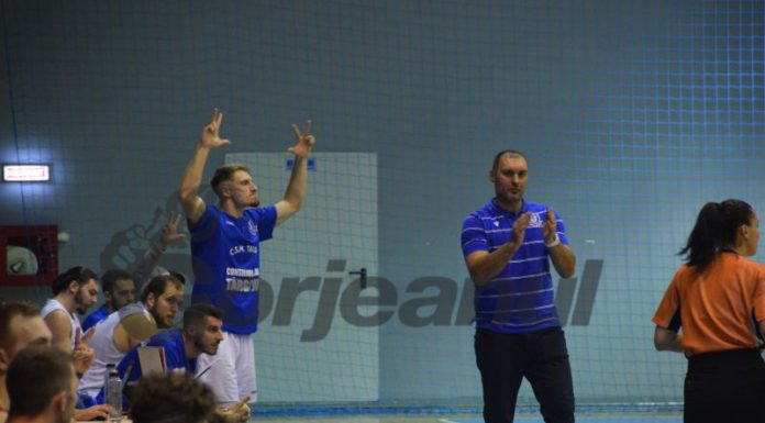 Sezonul baschetbalistic, imposibil de reluat! Alionescu: ,,SUA, zonă roşie! Jucătorii ar trebui băgaţi, mai întâi, în carantină”