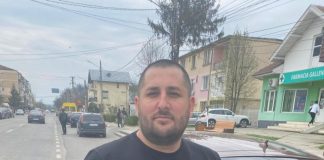 Gest lăudabil făcut de un tânăr care a găsit un portofel cu bani și documente, în Târgu-Cărbunești