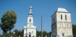 Cinci familii din Florești-Mehedinți, izolate la domiciliu pentru că lucrează la Tricotaje