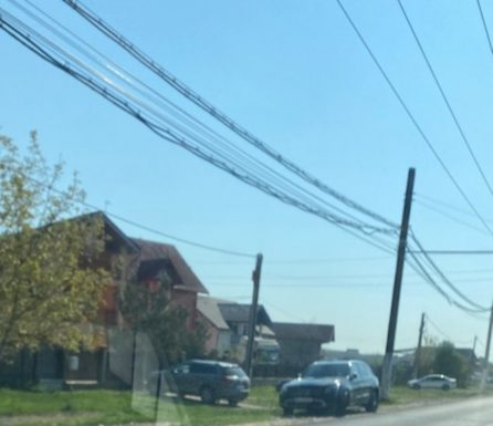 Boza și-a făcut bagajele și s-a mutat la Hotel Sara din Țicleni! A predat CEO una dintre cele două mașini de serviciu