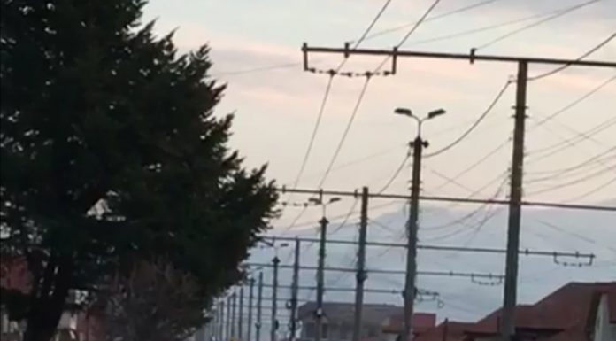 ACUM: O nouă acțiune de dezinfecție pe străzile din Târgu Jiu