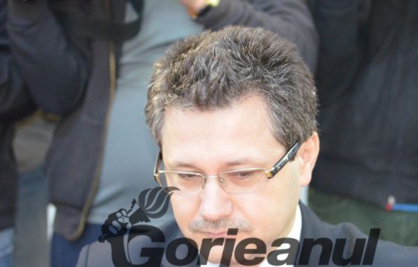 Fost senator de Gorj, în lupta împotriva COVID-19, alături de studenții Universității Politehnica din București