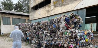 Tiruri cu deșeuri abandonate în natură, în Gorj și Mehedinți