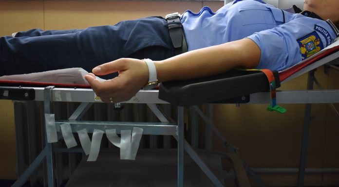 Polițiștii și jandarmii din Gorj s-au mobilizat! Donează luni pentru tânăra polițistă din Albeni