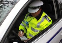 Tânăr din Scoarța, prins la volan cu permisul suspendat