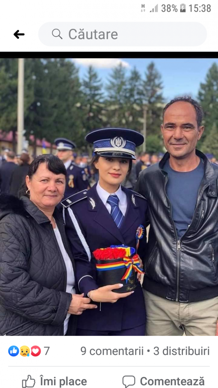 received_701265490696756