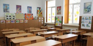 Oficial: Școlile nu se mai deschid. Cum se încheie mediile!