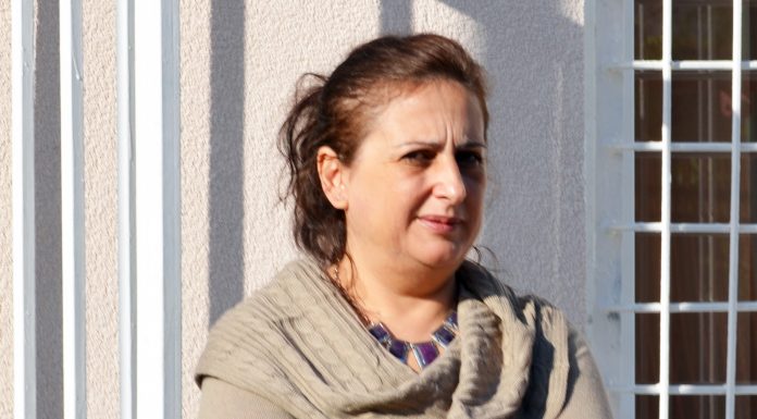 Vrea să profeseze ca medic, dar nu e acceptată!