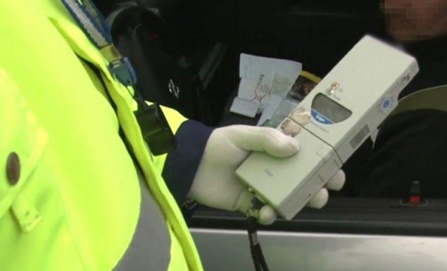 Șofer cu o alcoolemie de peste 1 la mie, oprit de polițiști