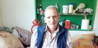 Un octogenar fără un picior, refuzat la racordarea cu apă! Autoritățile din Berlești refuză să ia în calcul cererea pensionarului